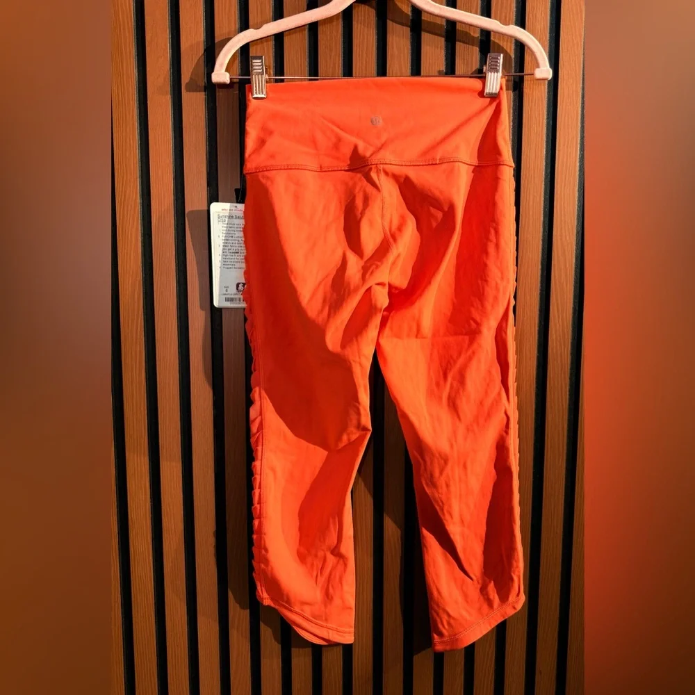 NWT Lululemon Sunshine Salutation Cropped Leggings‎ Side Ruched Mesh Detail Sz 6